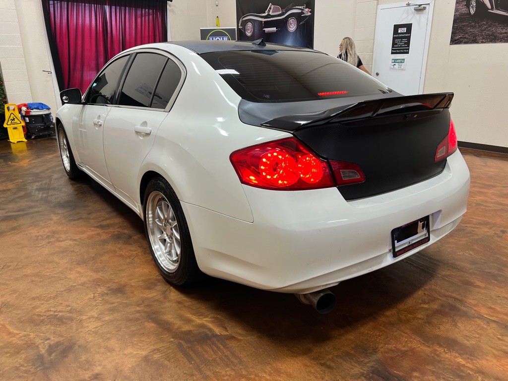 2013 INFINITI G37 Image 7