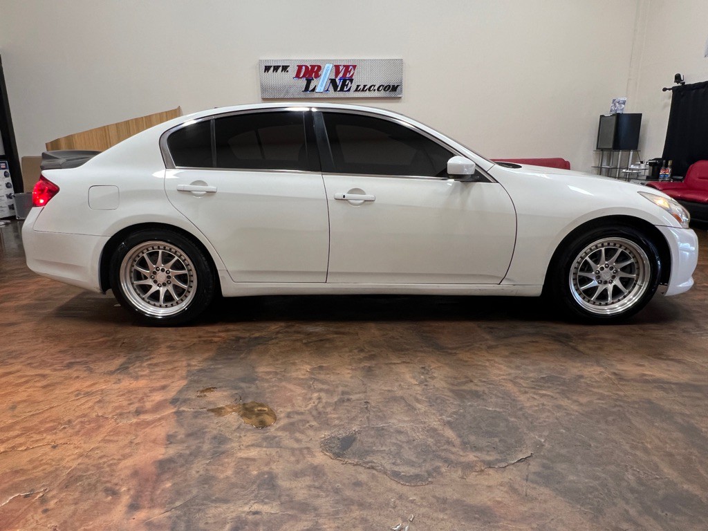 2013 INFINITI G37 Image 10