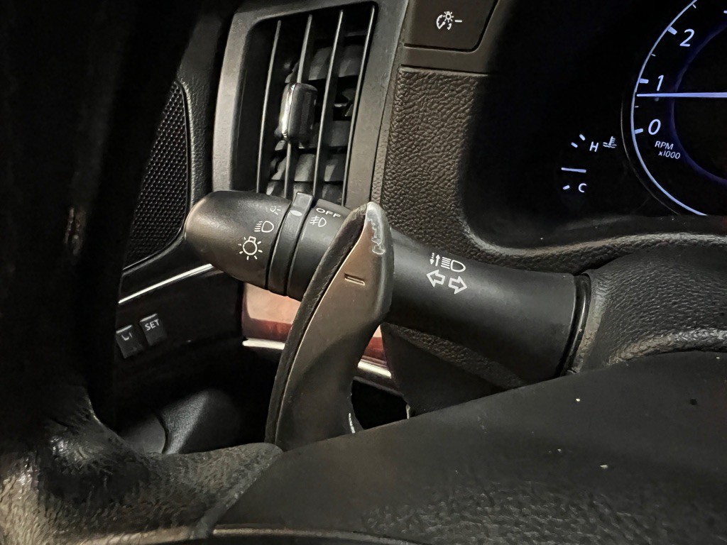 2013 INFINITI G37 Image 17