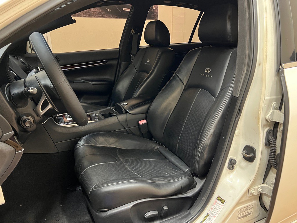 2013 INFINITI G37 Image 26