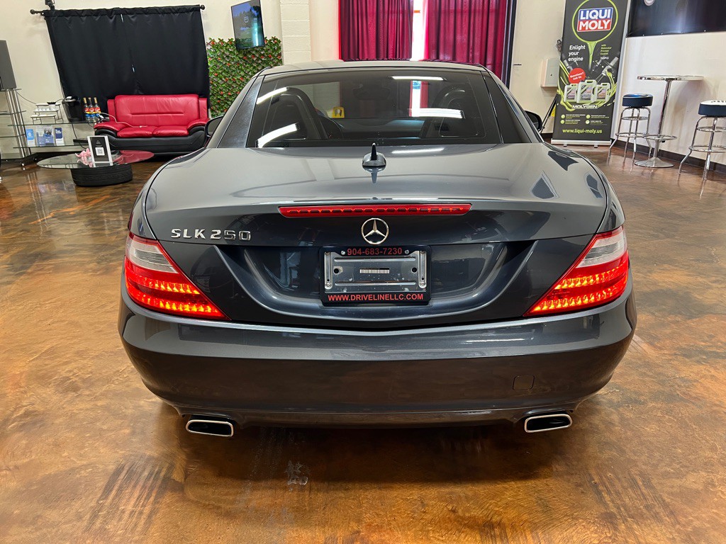 2013 Mercedes-Benz SLK-Class Image 18