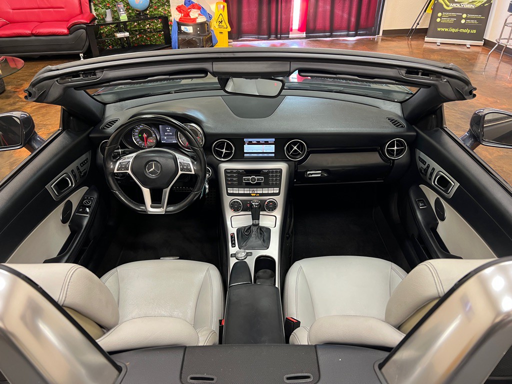 2013 Mercedes-Benz SLK-Class Image 22