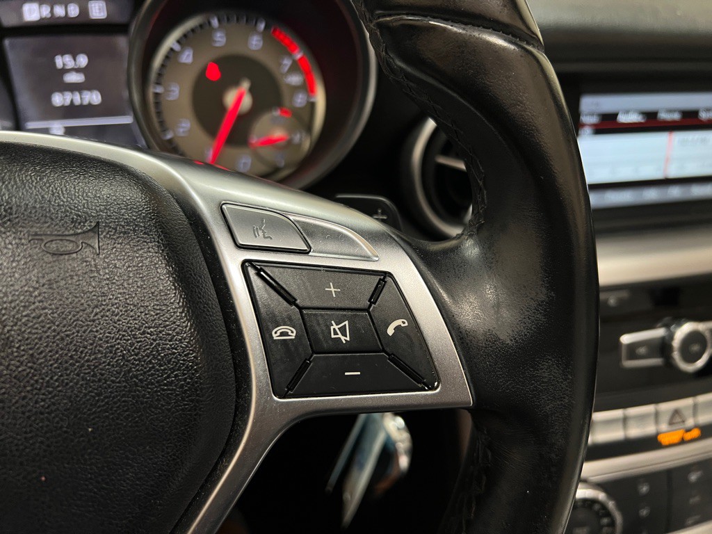2013 Mercedes-Benz SLK-Class Image 27