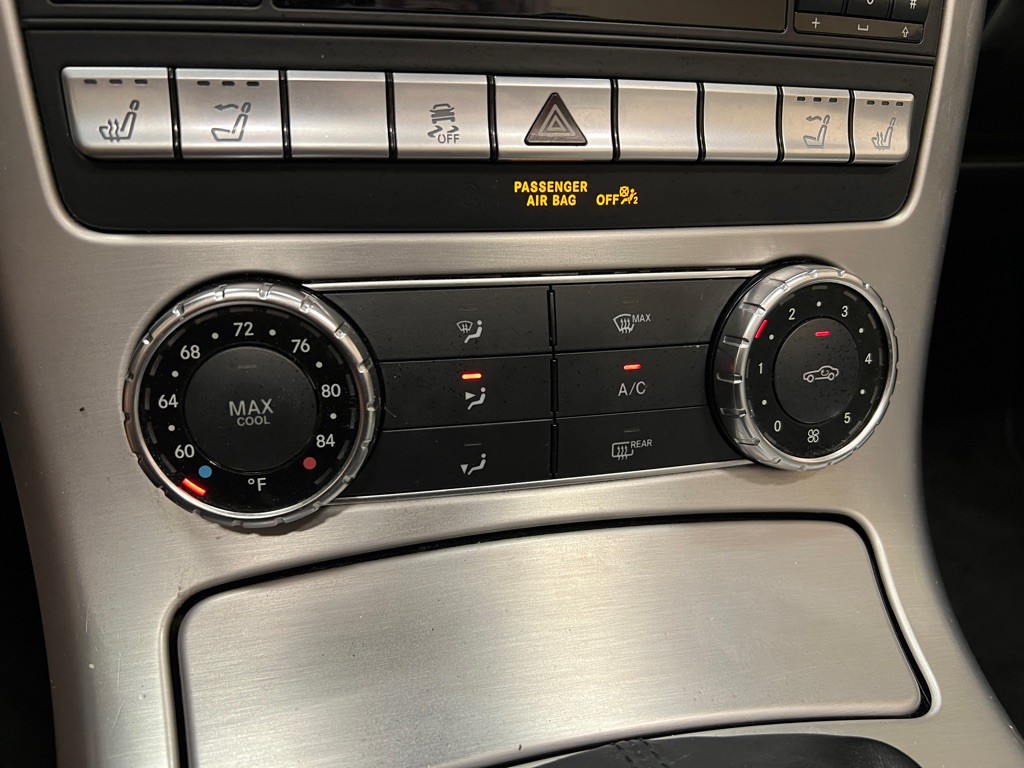 2013 Mercedes-Benz SLK-Class Image 34