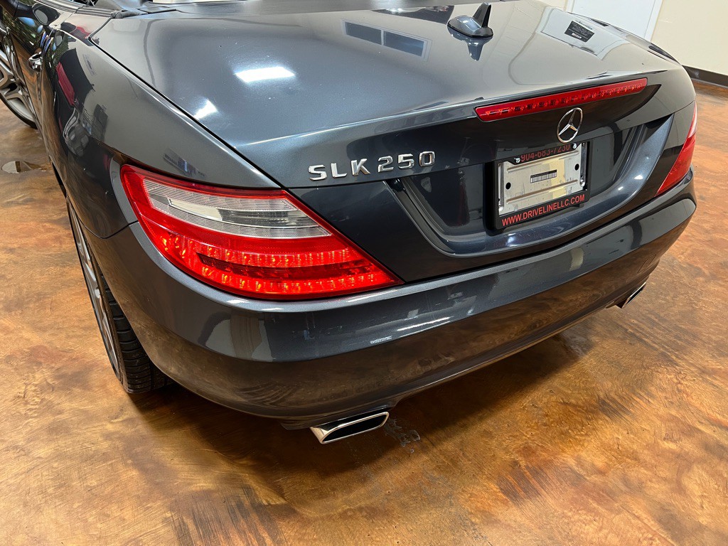 2013 Mercedes-Benz SLK-Class Image 46