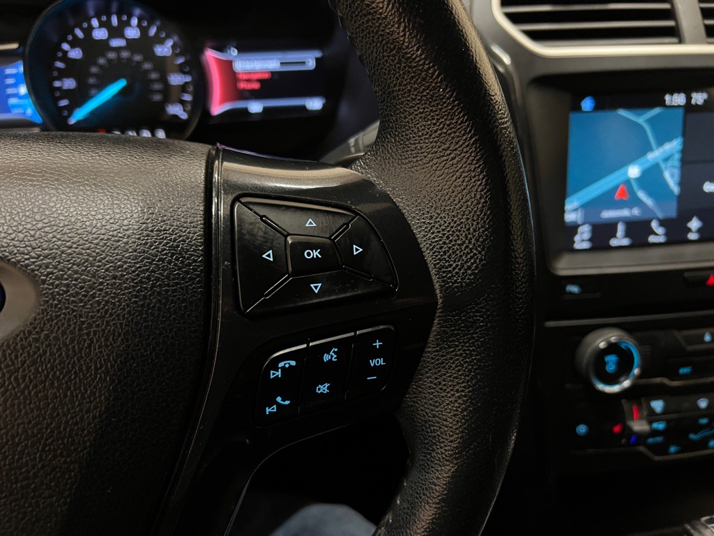 2017 Ford Explorer Image 19
