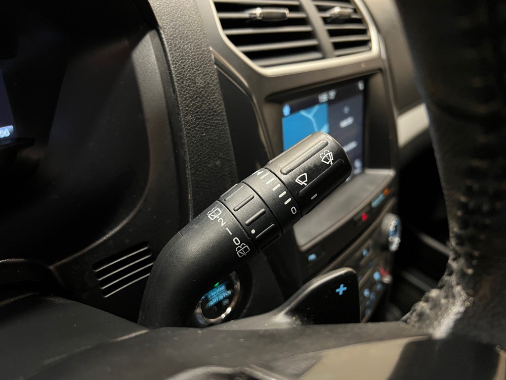 2017 Ford Explorer Image 21