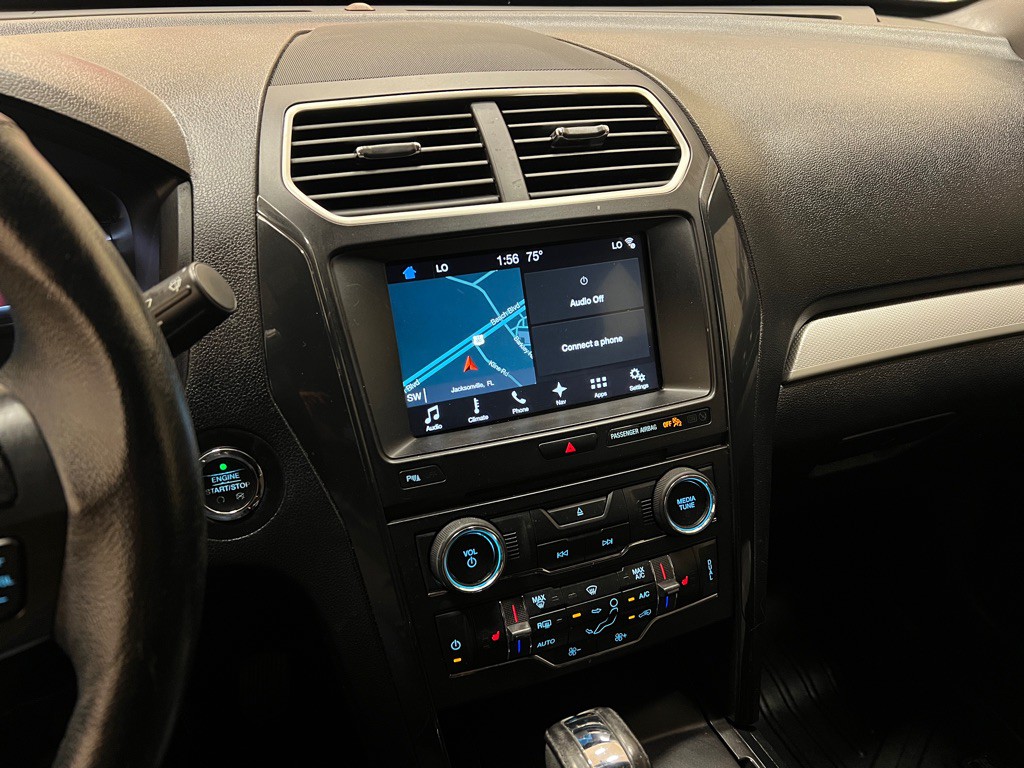 2017 Ford Explorer Image 23