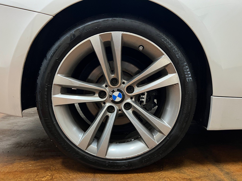 2017 BMW 4 Series Image 12
