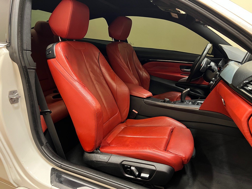2017 BMW 4 Series Image 32