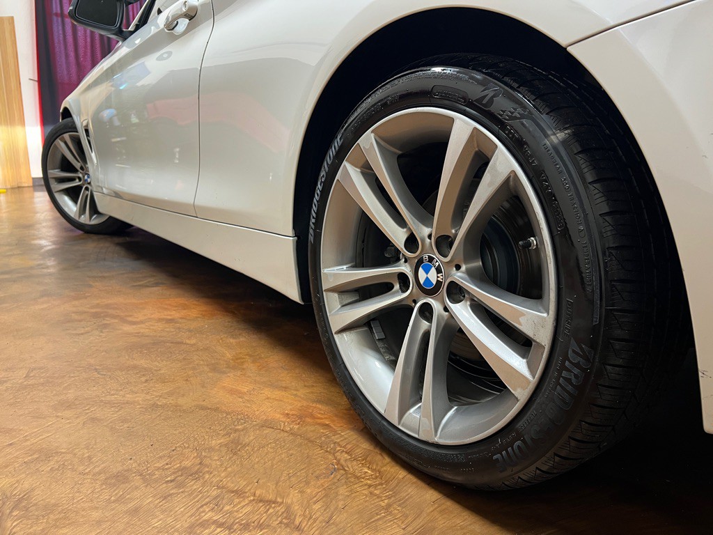 2017 BMW 4 Series Image 38