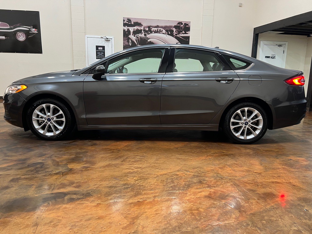 2020 Ford Fusion Image 6