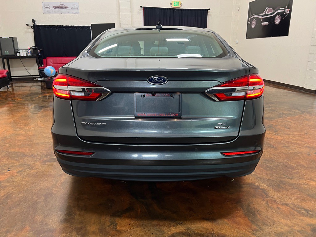 2020 Ford Fusion Image 8