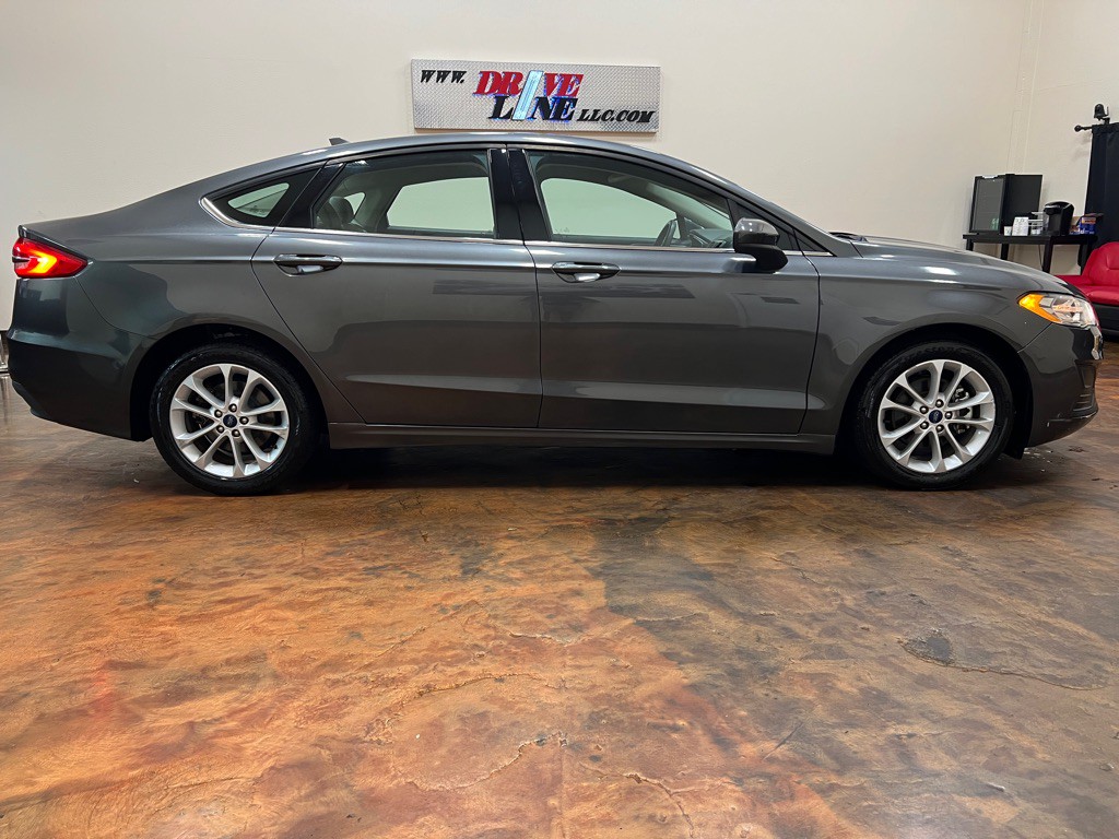 2020 Ford Fusion Image 10