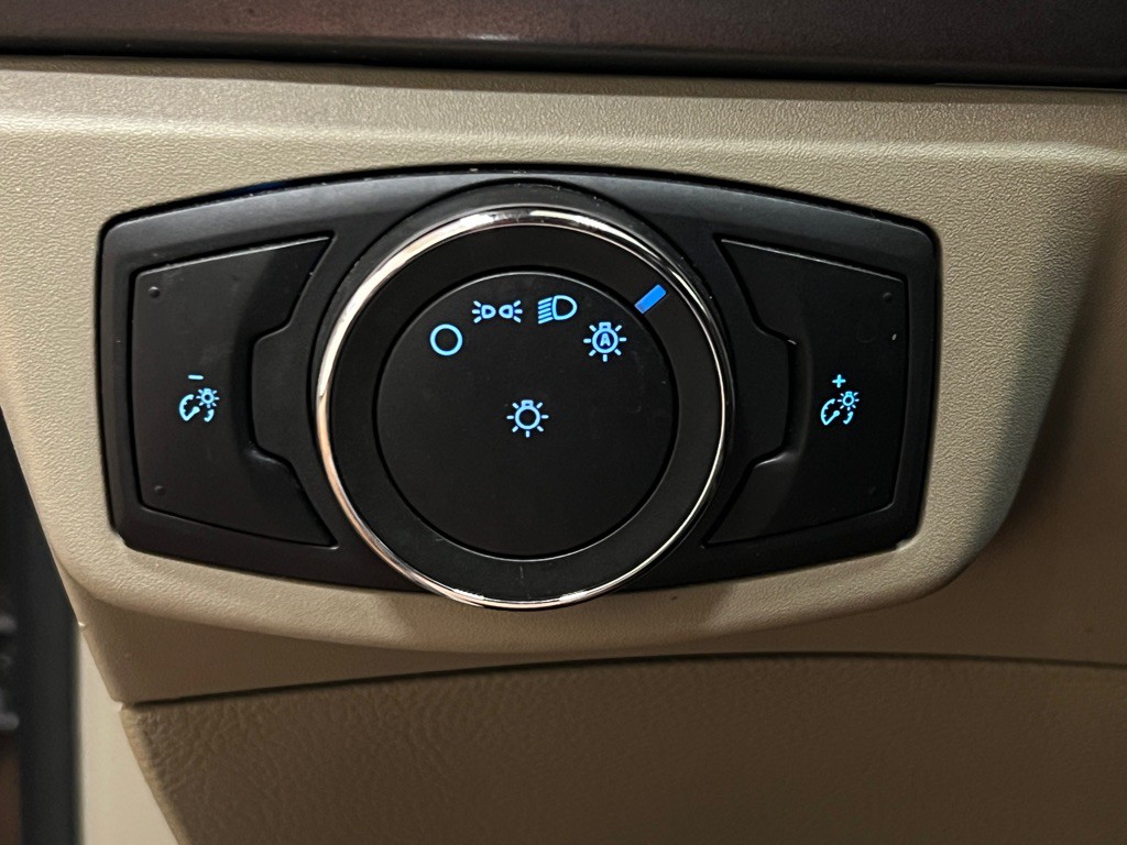 2020 Ford Fusion Image 20