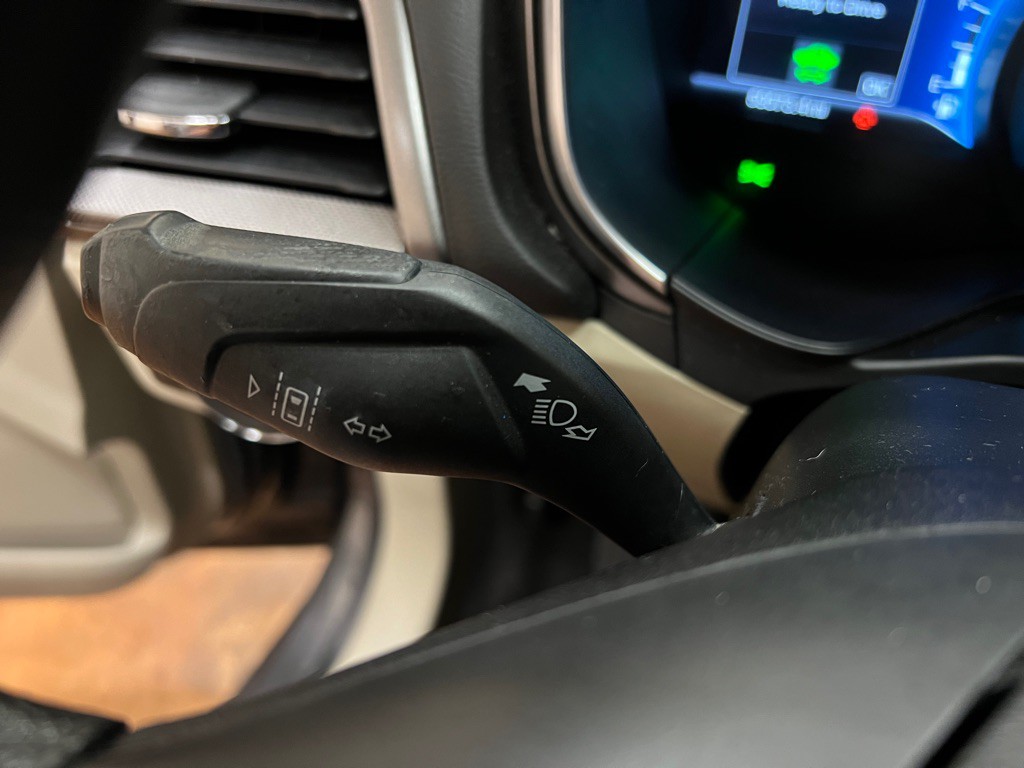 2020 Ford Fusion Image 25