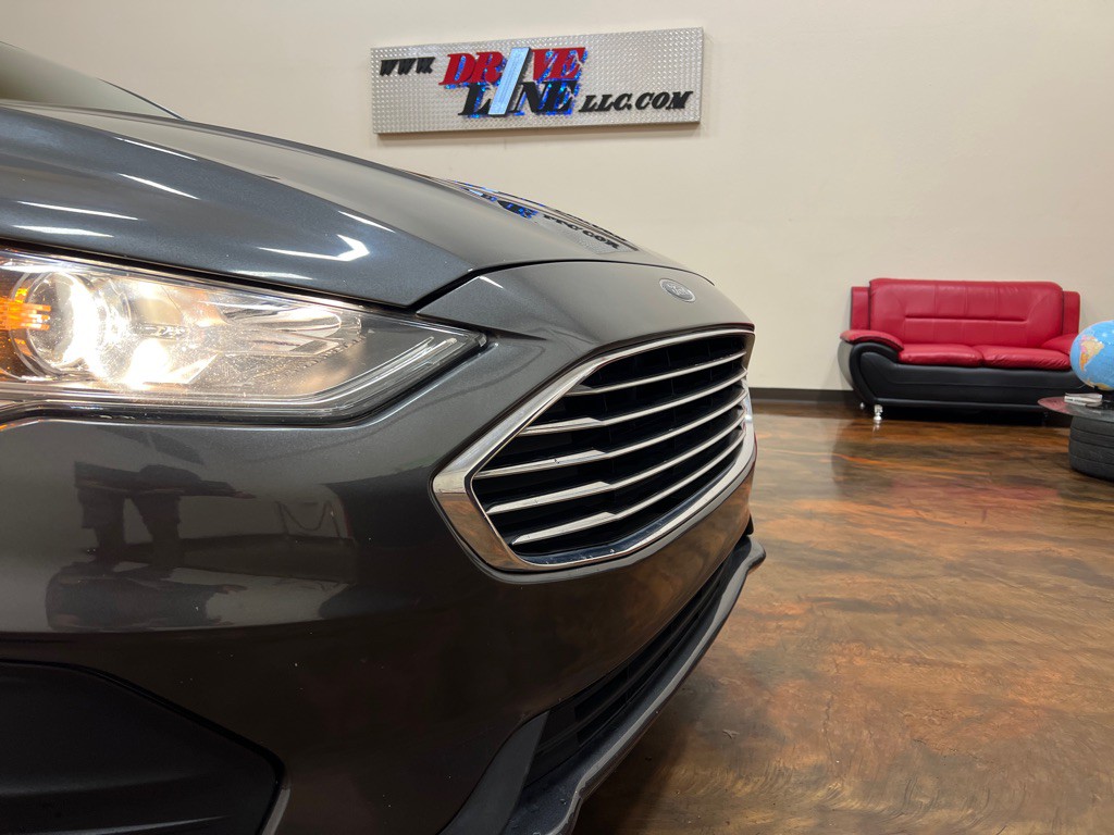 2020 Ford Fusion Image 45