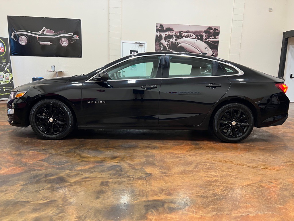 2021 Chevrolet Malibu Image 6