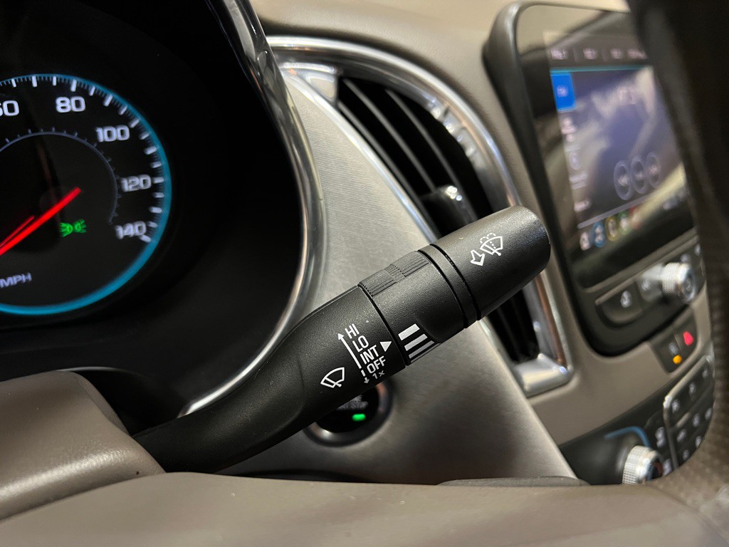 2021 Chevrolet Malibu Image 21