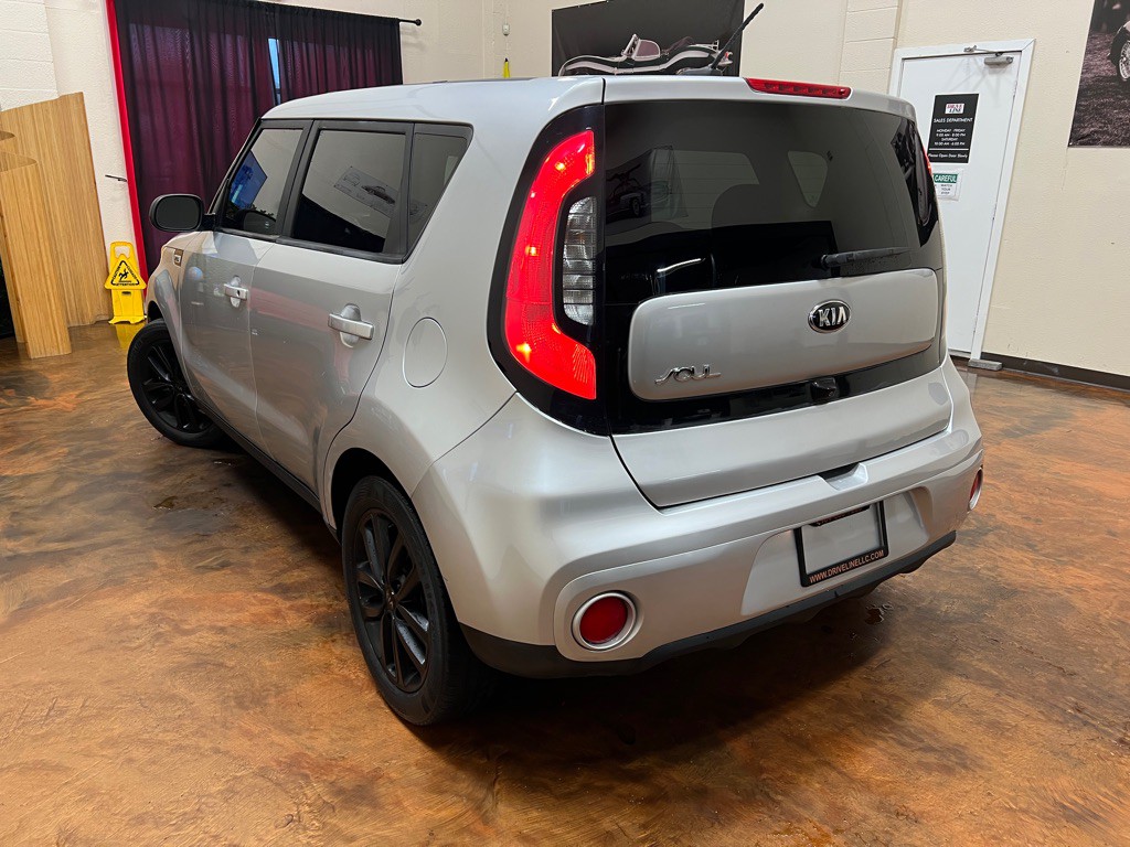 2019 Kia Soul Image 2