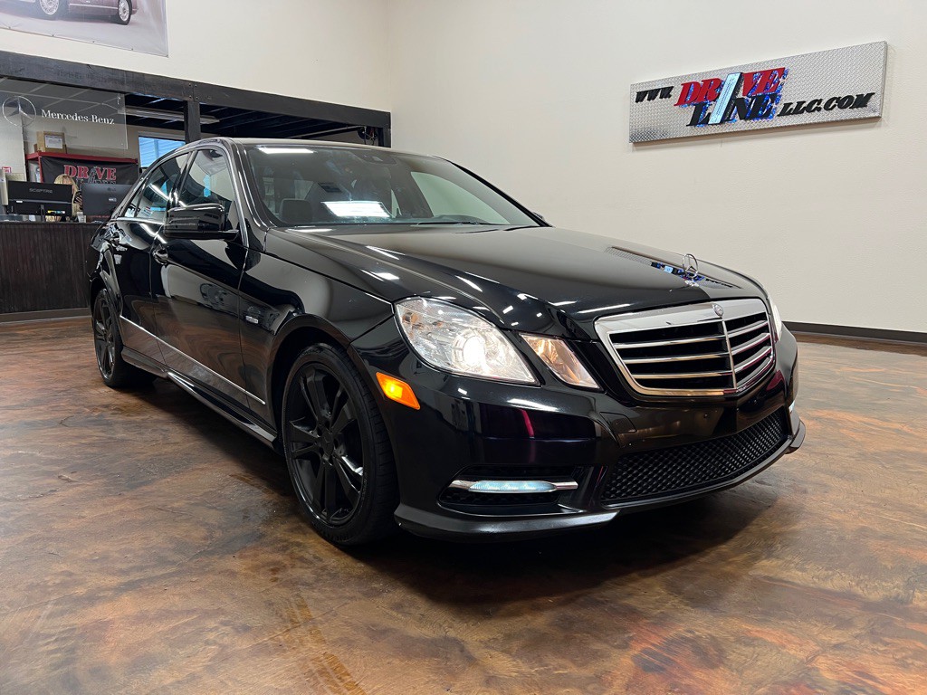 2012 Mercedes-Benz E-Class Image 3