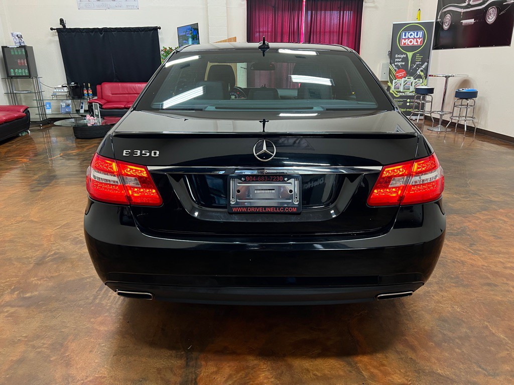 2012 Mercedes-Benz E-Class Image 8