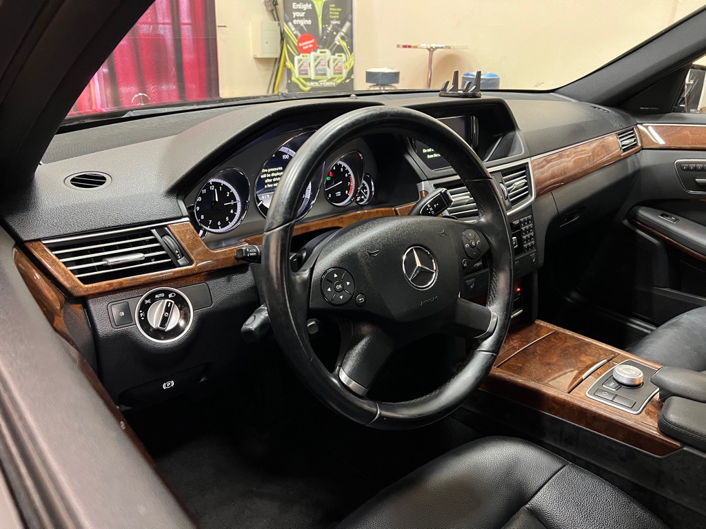 2012 Mercedes-Benz E-Class Image 13