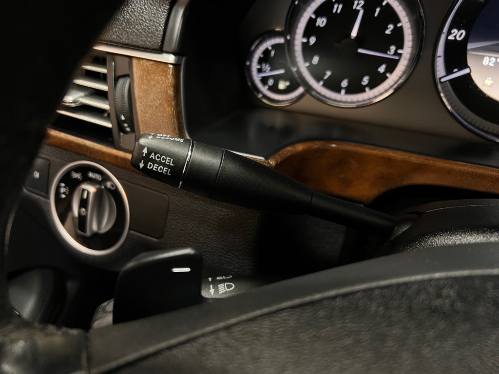 2012 Mercedes-Benz E-Class Image 20