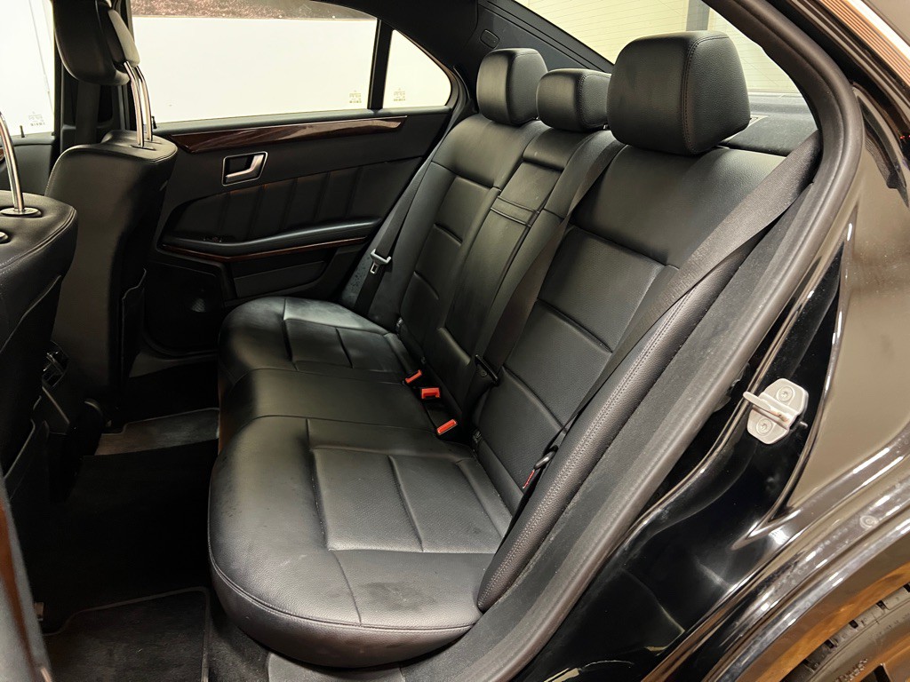 2012 Mercedes-Benz E-Class Image 29