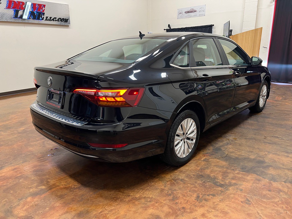 2019 Volkswagen Jetta Image 9