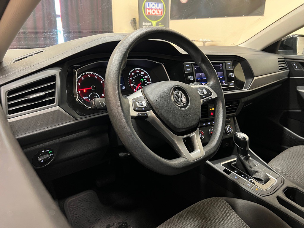 2019 Volkswagen Jetta Image 13