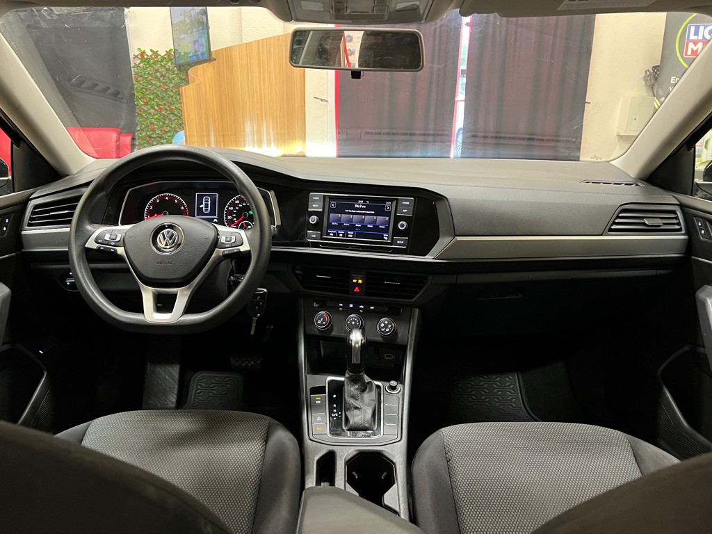 2019 Volkswagen Jetta Image 14
