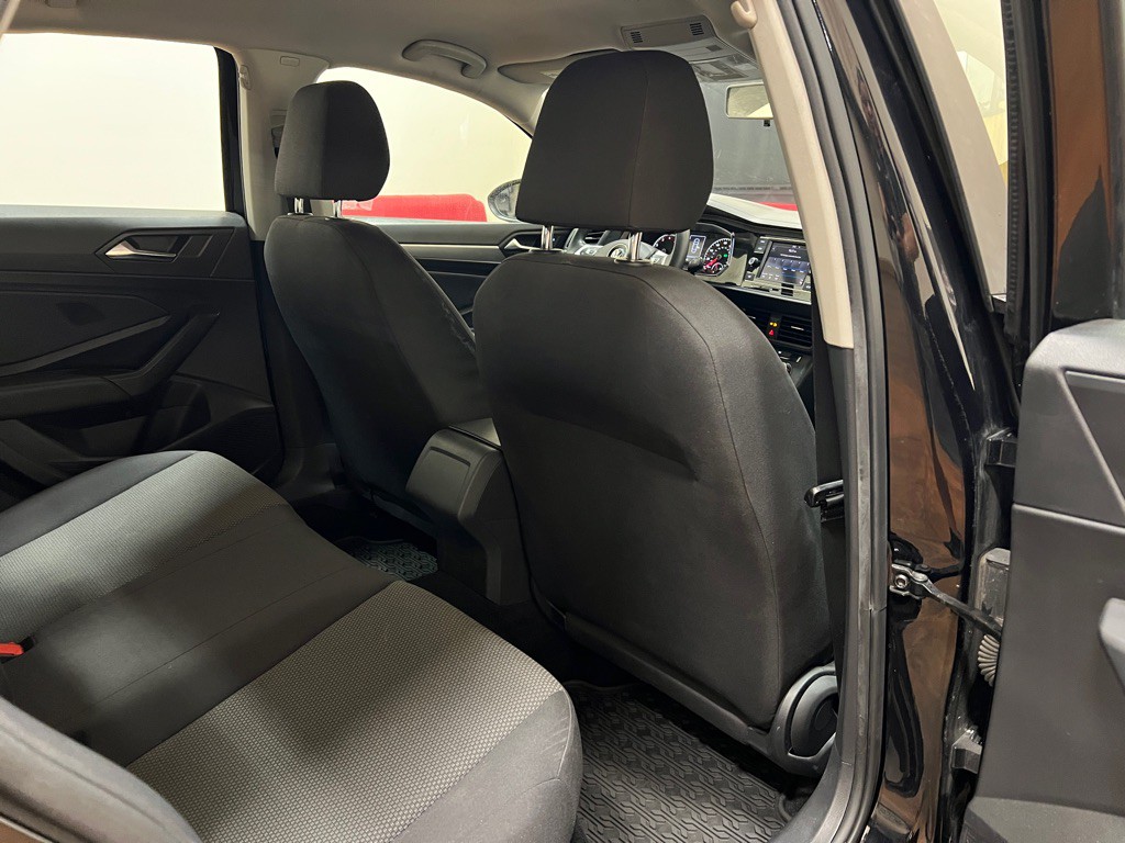 2019 Volkswagen Jetta Image 32