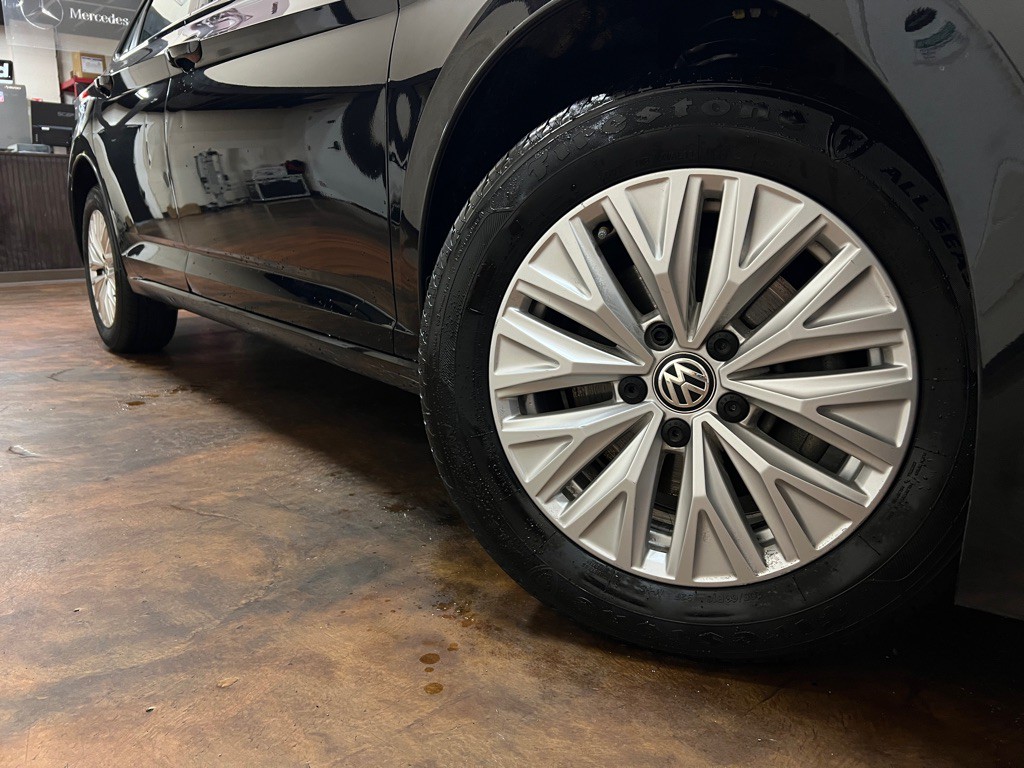2019 Volkswagen Jetta Image 38