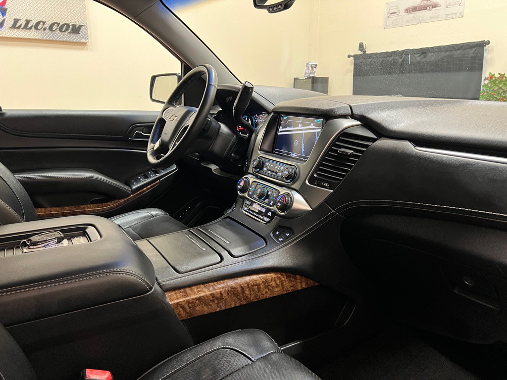 2017 Chevrolet Tahoe Image 15