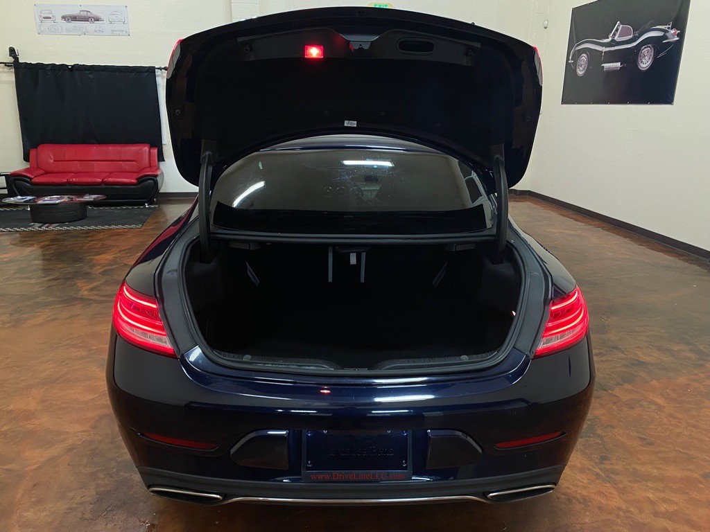 2017 Mercedes-Benz C-Class Image 10