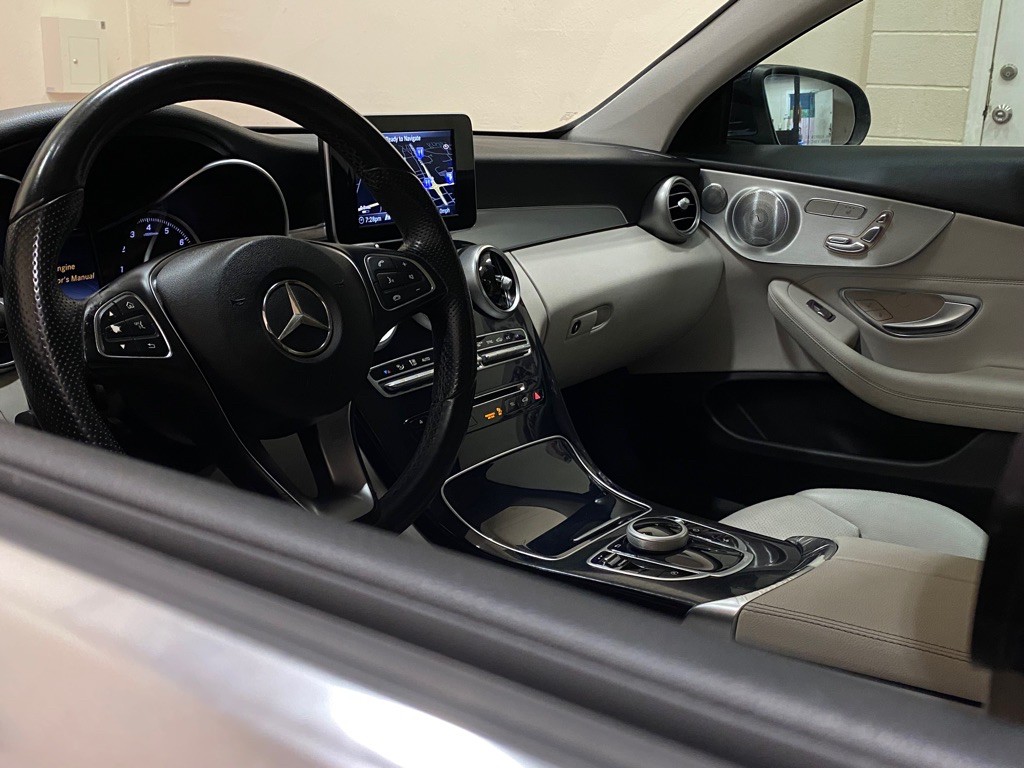 2017 Mercedes-Benz C-Class Image 14