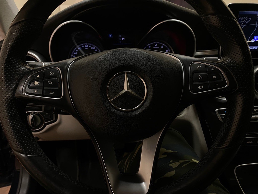 2017 Mercedes-Benz C-Class Image 17