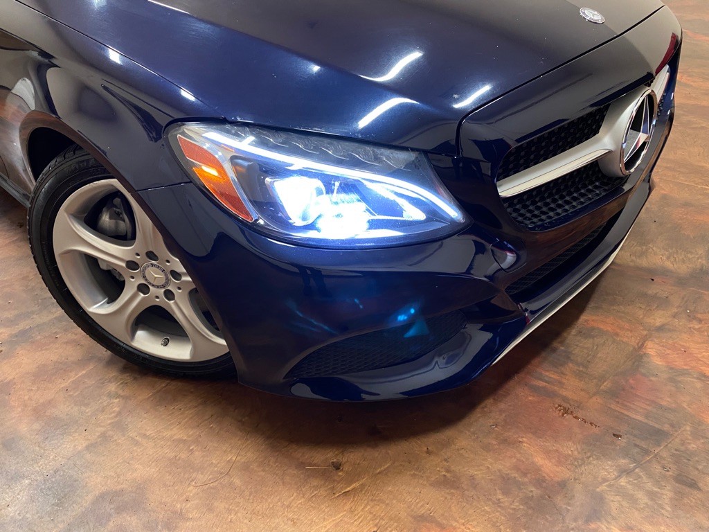2017 Mercedes-Benz C-Class Image 39