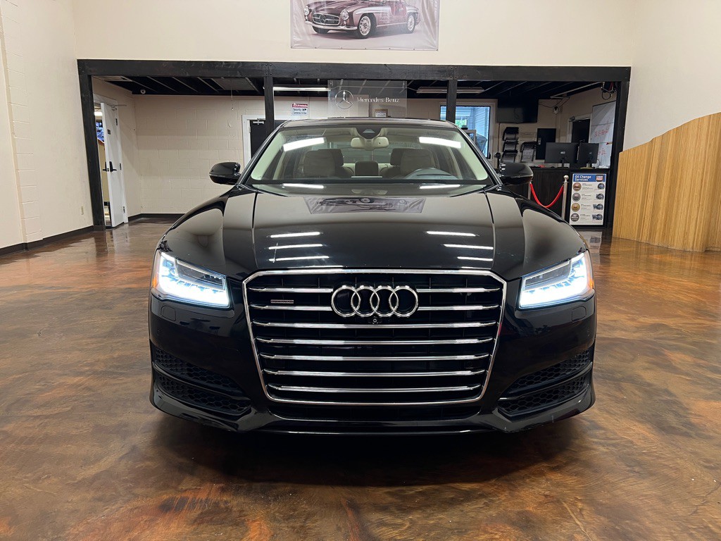 2017 Audi A8 Image 3