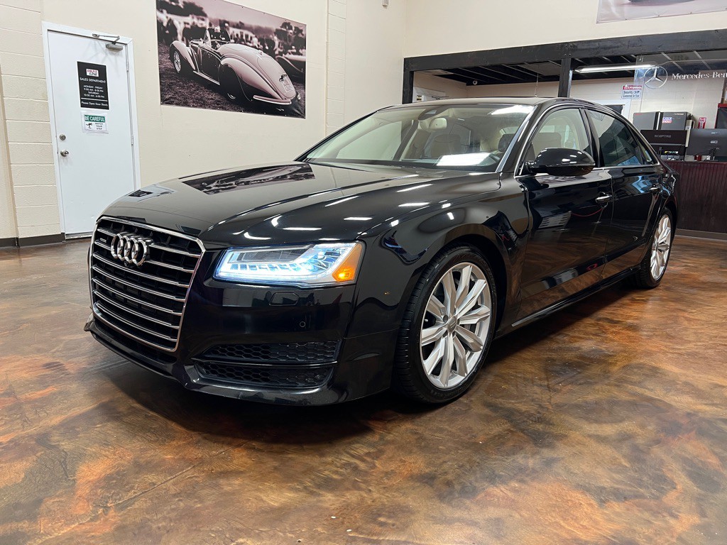 2017 Audi A8 Image 4