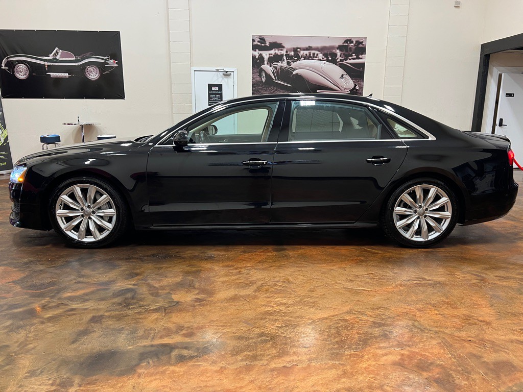 2017 Audi A8 Image 5