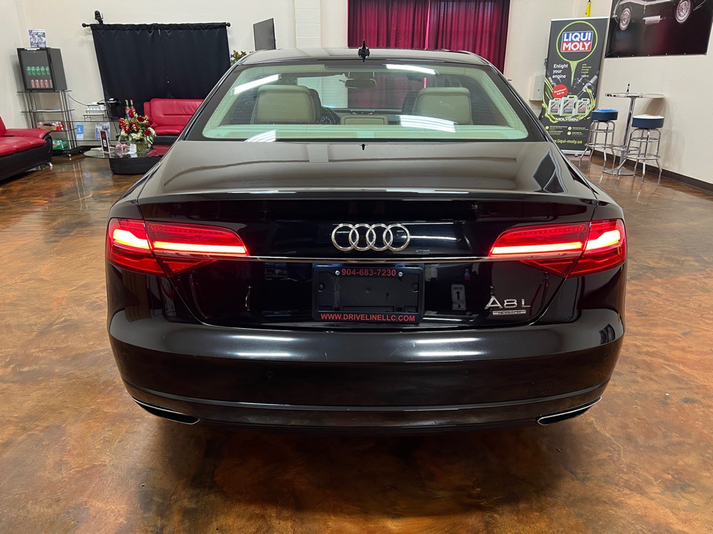 2017 Audi A8 Image 7