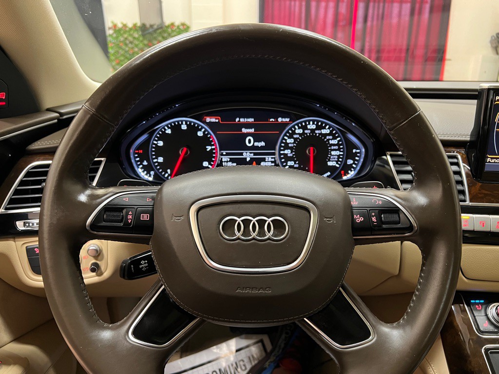 2017 Audi A8 Image 17