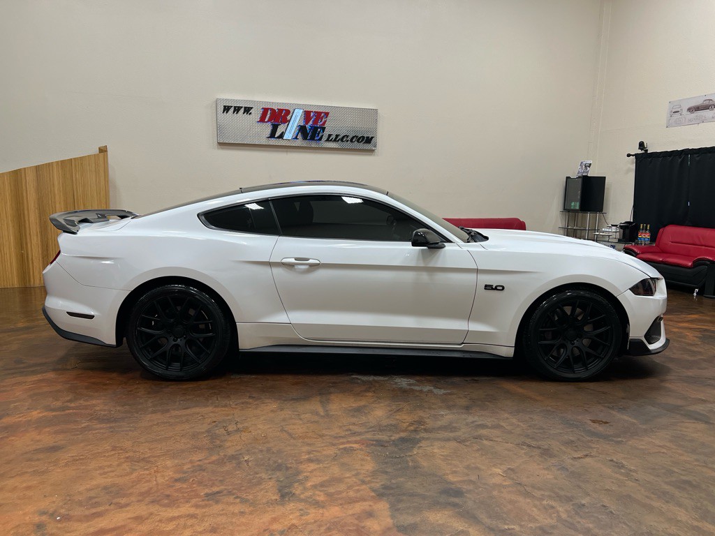 2018 Ford Mustang Image 9