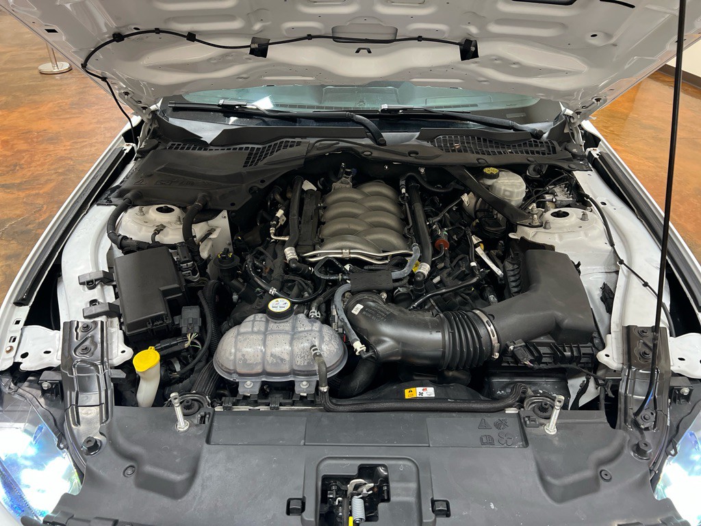 2018 Ford Mustang Image 12