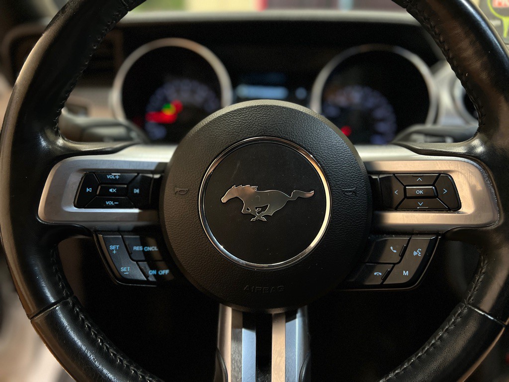 2018 Ford Mustang Image 17