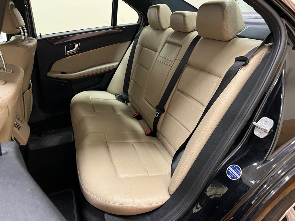 2013 Mercedes-Benz E-Class Image 29