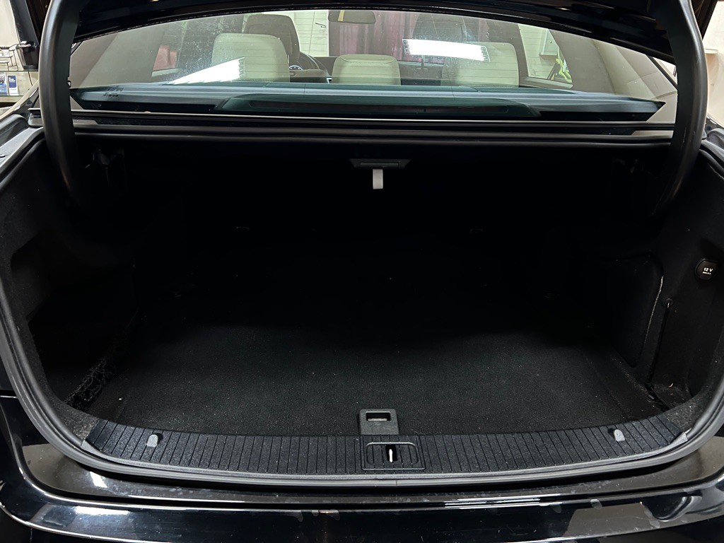2013 Mercedes-Benz E-Class Image 33