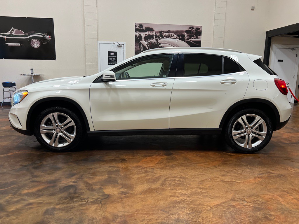 2016 Mercedes-Benz GLA-Class Image 6